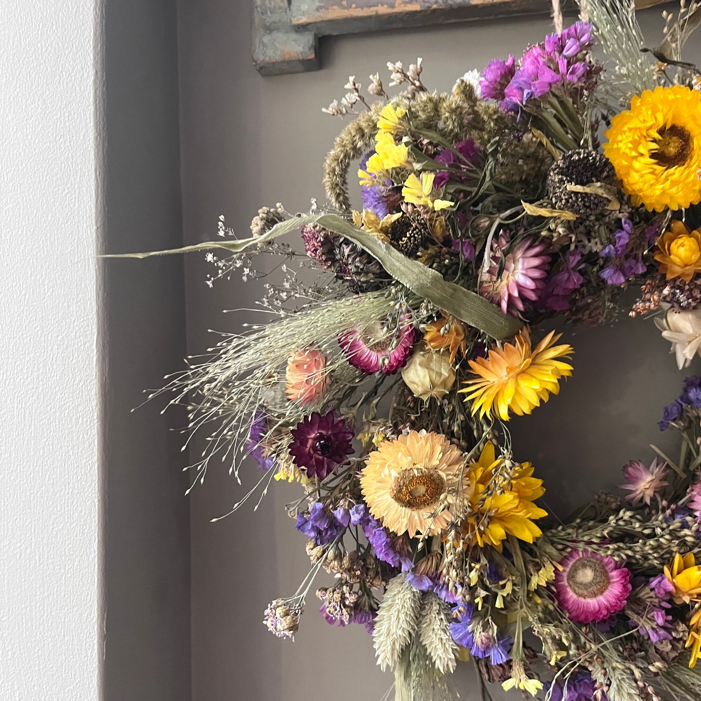Spring flower wreath | Dried flowers | Farmhouse home | 25cm