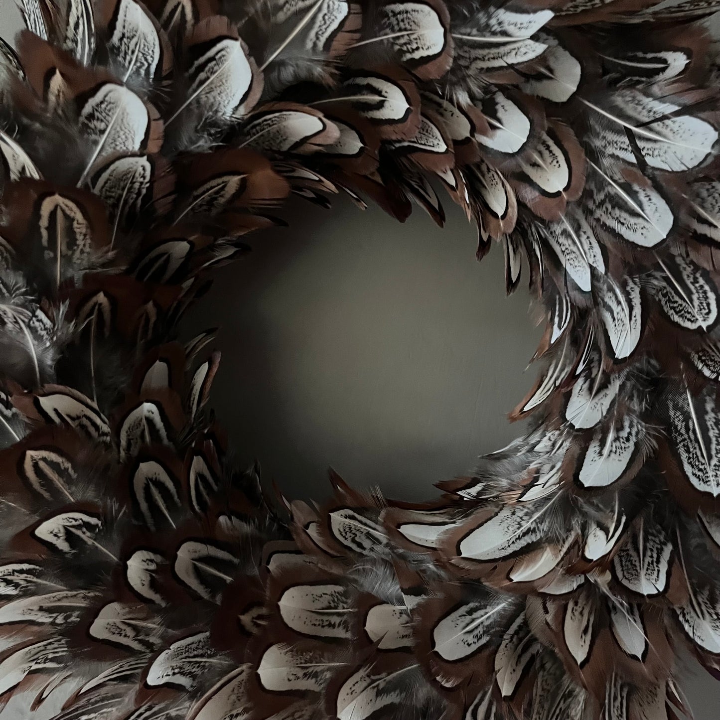 Handcrafted Pheasant feather Wreath - Farmhouse Decor (20-25cm)