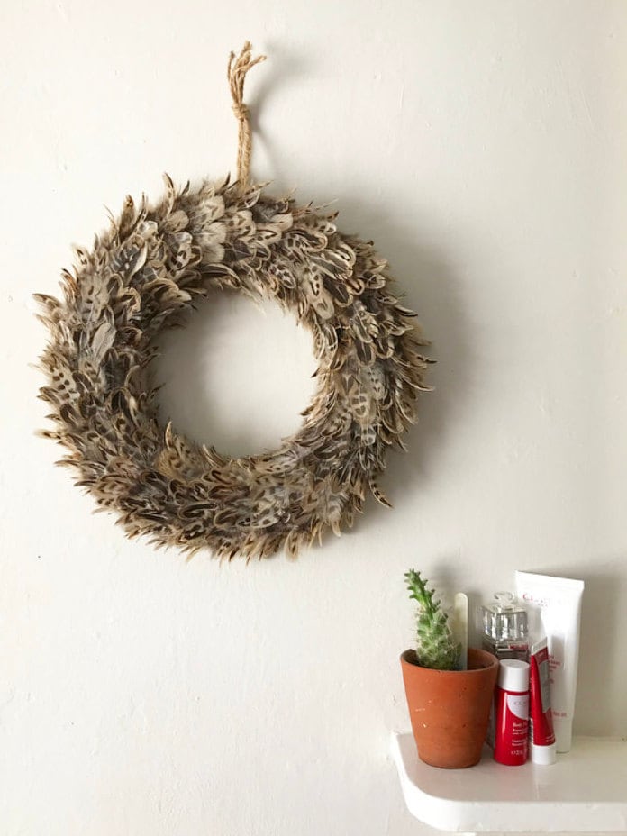 Feather wreath | Farmhouse decor | Farmhouse style | Country living | Spring Wreath | Spring door decor | Country living Home | 32-35cm