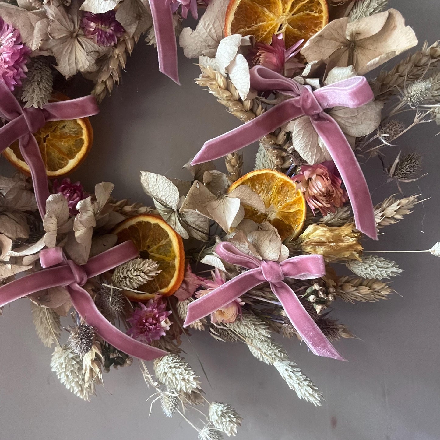 Summer flower wreath | Dried flowers | Farmhouse home | Country living | Front door decor | Farmhouse wreath | 25cm