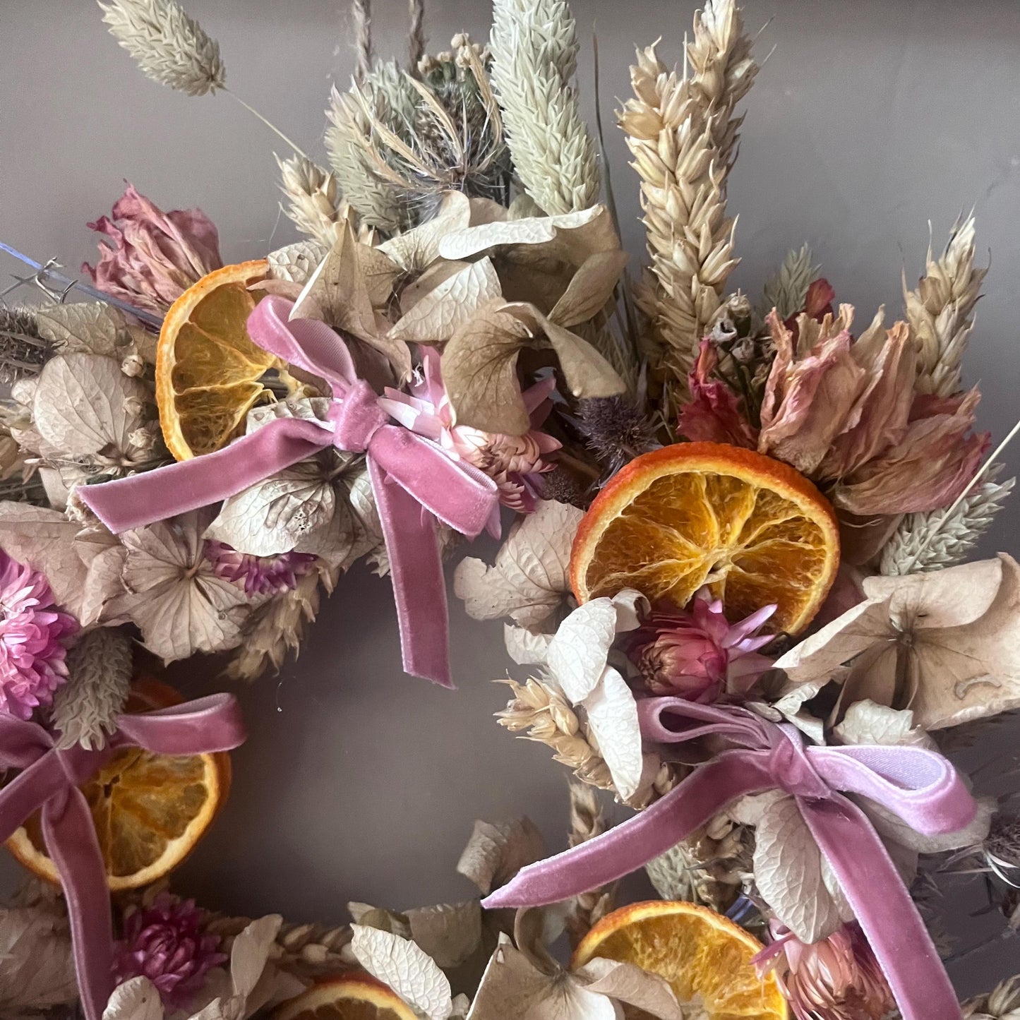 Summer flower wreath | Dried flowers | Farmhouse home | Country living | Front door decor | Farmhouse wreath | 25cm