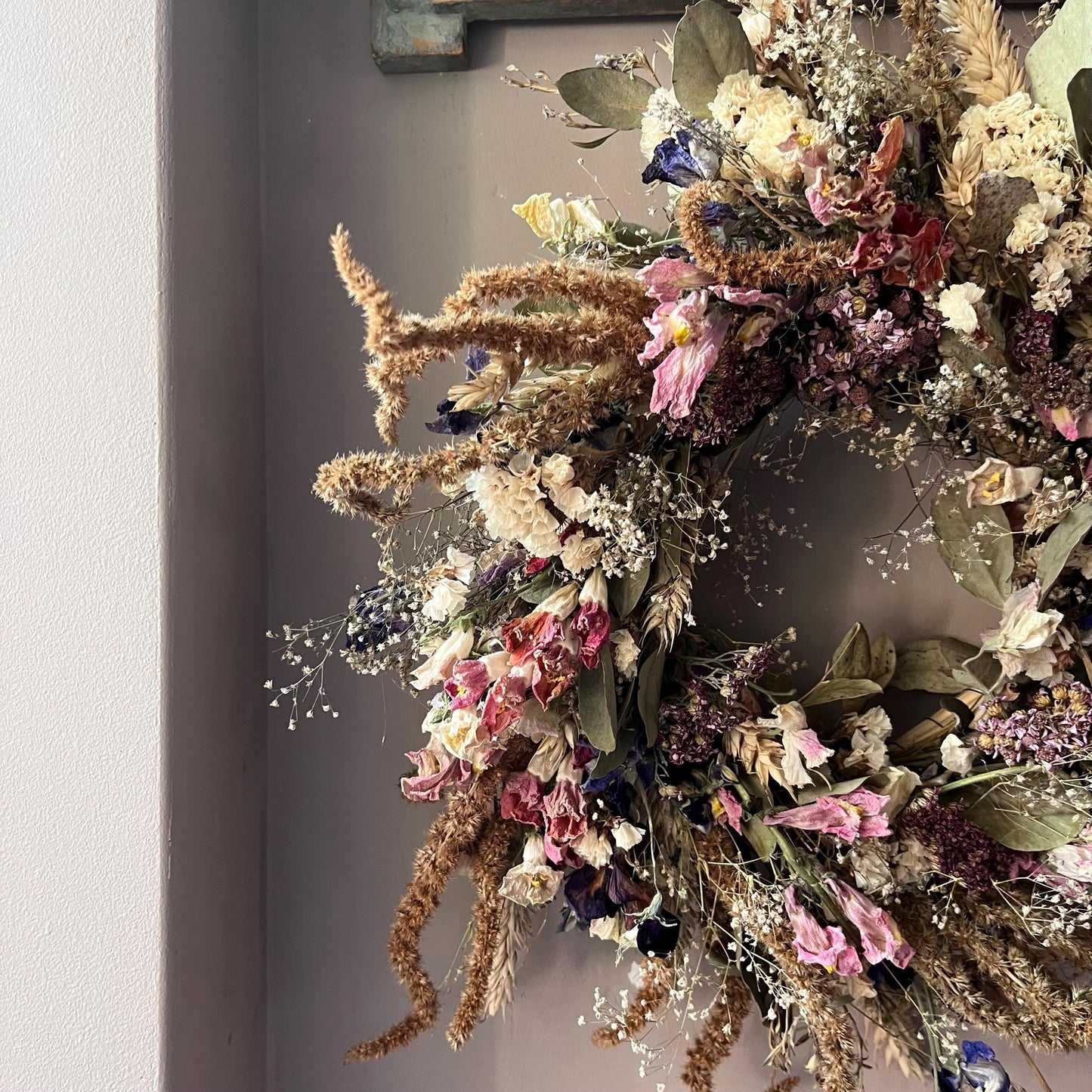 Everlasting dried flowers| Spring inspired decor | Colourful dried flowers | Spring farmhouse decor | Small Dried Flower Wreath | 25x25cm