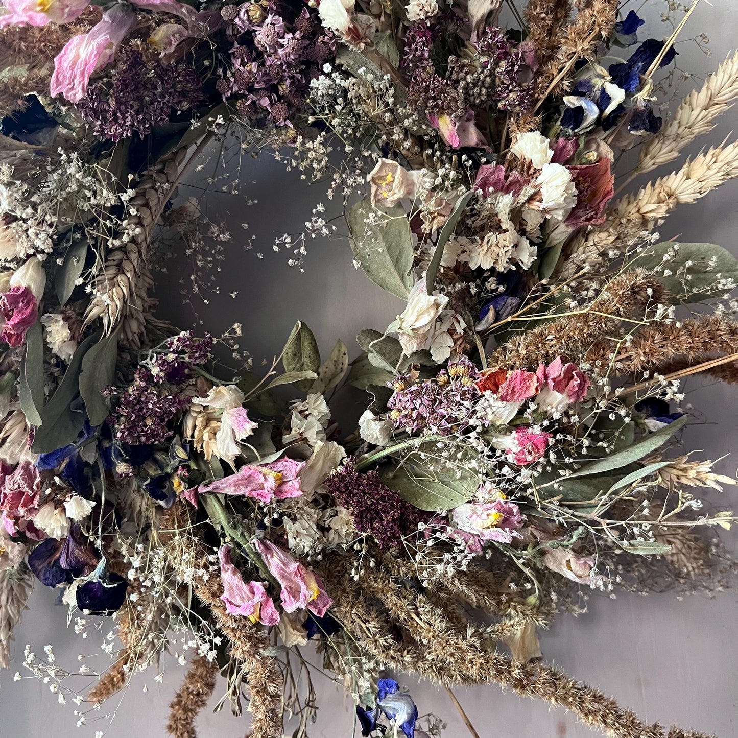 Everlasting dried flowers| Spring inspired decor | Colourful dried flowers | Spring farmhouse decor | Small Dried Flower Wreath | 25x25cm