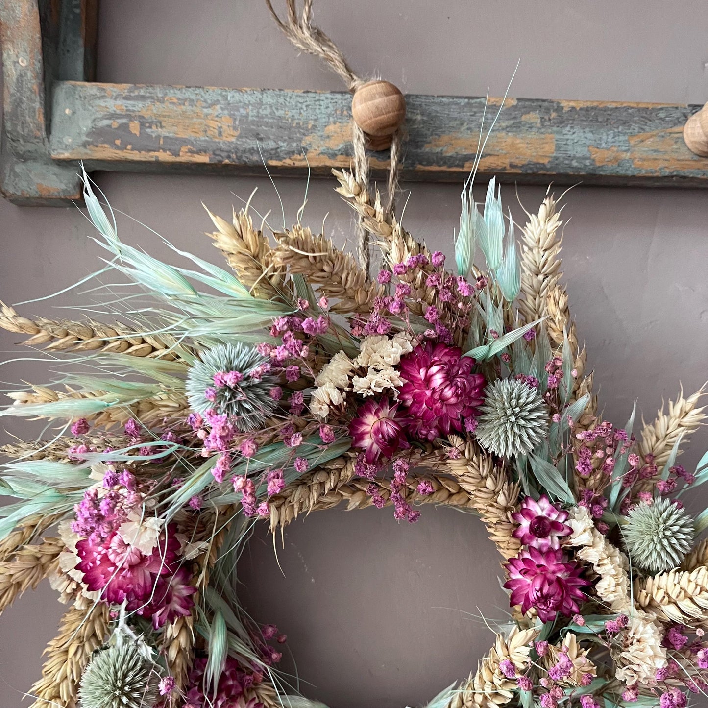 Everlasting dried flowers| Spring inspired decor | Colourful dried flowers | Spring farmhouse decor | Small Dried Flower Wreath | 25x25cm