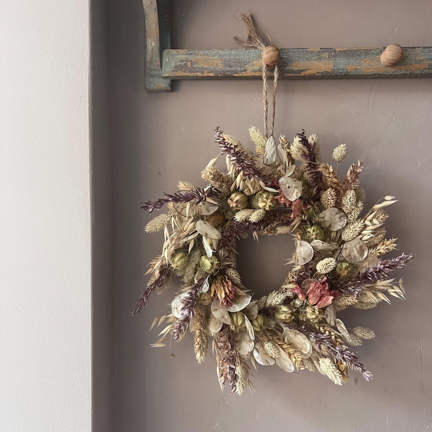 Everlasting flower | Autumn inspired decor | Autumn dried flowers | Small Dried Flower Wreath | Everlastings | Spring Home Decor | 25cm
