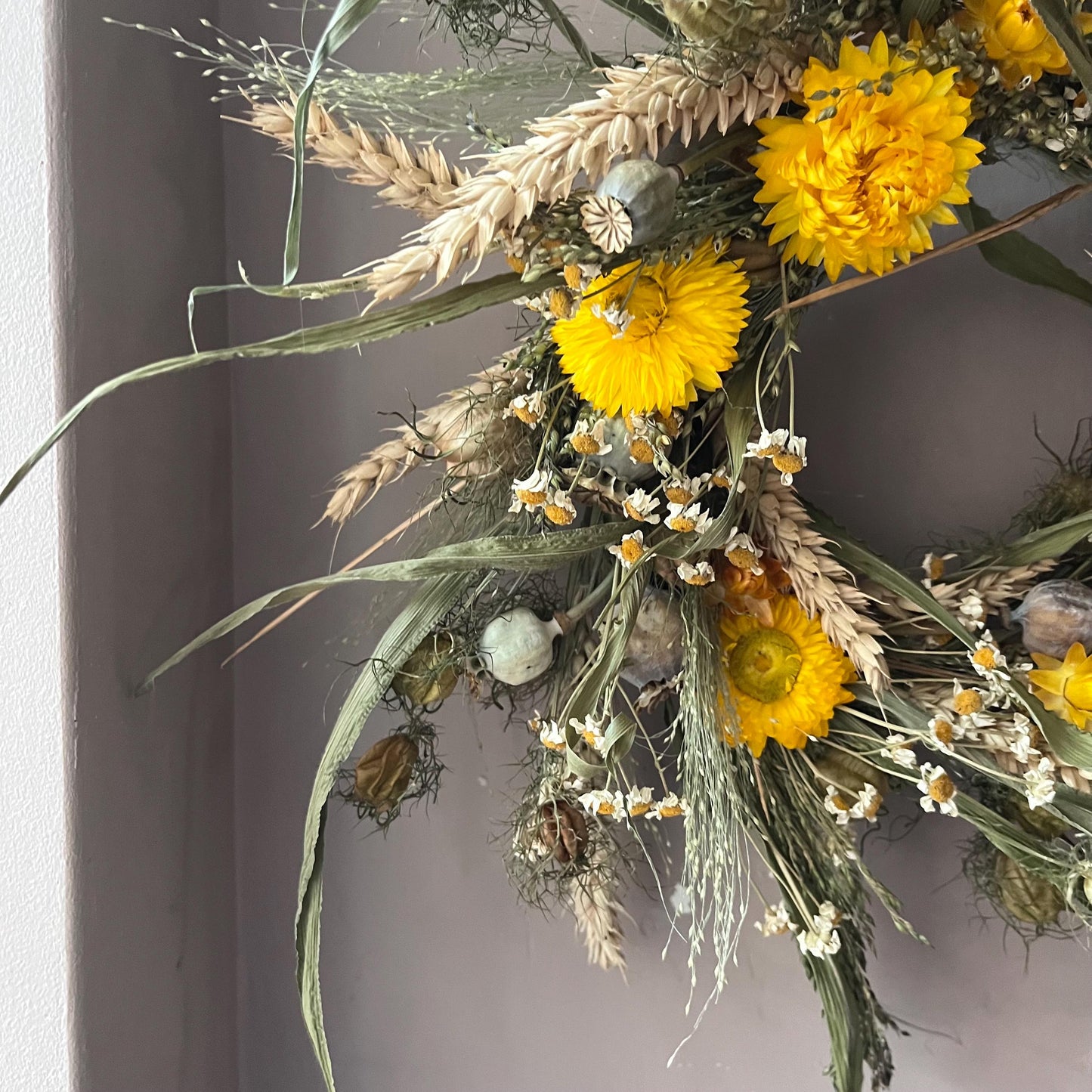 Autumn flower wreath | Dried flowers | Farmhouse home | Country living | Front door decor | Farmhouse wreath | 25cm