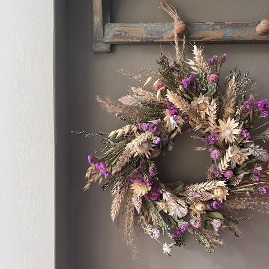 Everlasting flower | Dried flowers | Farmhouse style | Farmhouse home | Country living | Front door decor | Farmhouse wreath | 25x25cm