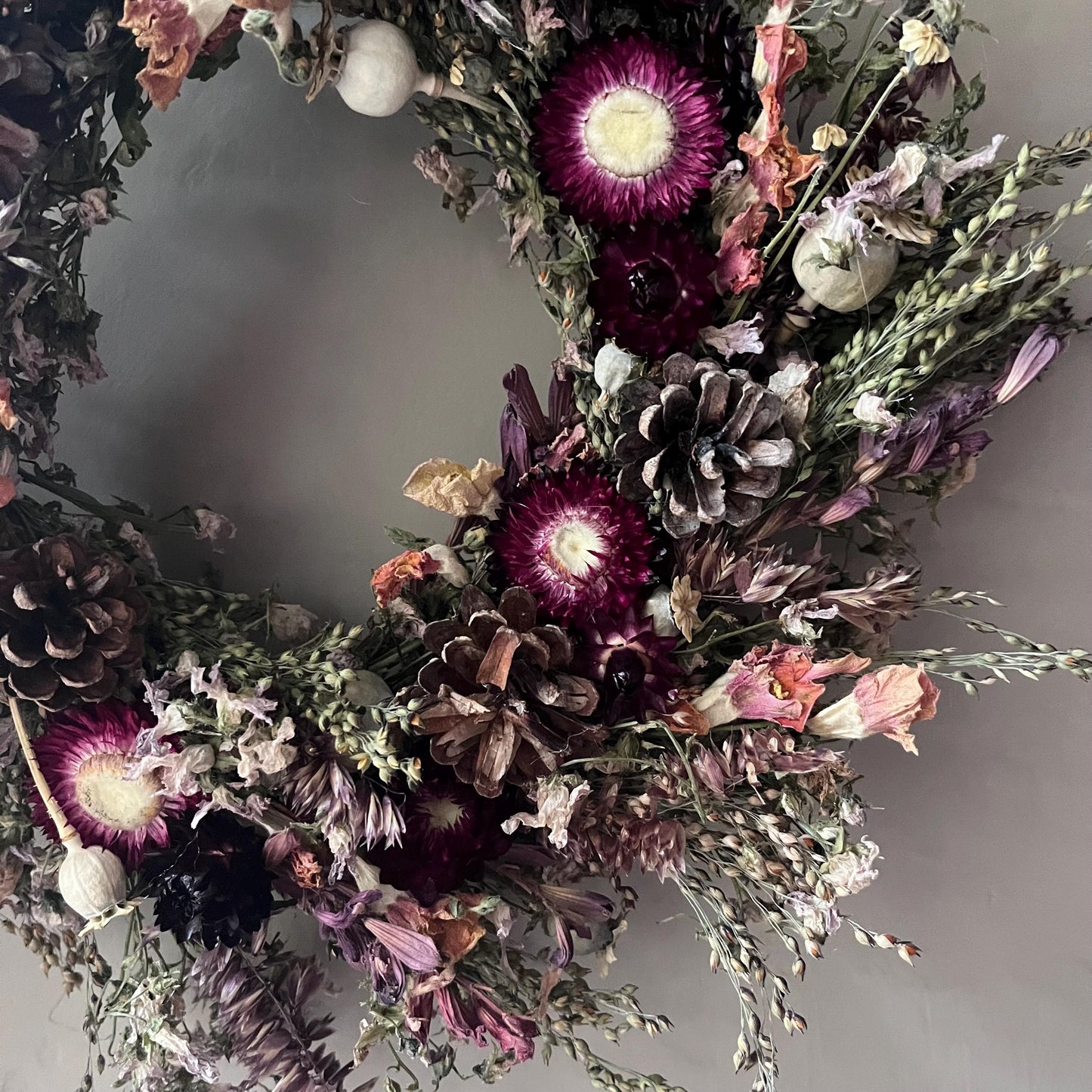 Autumn Dried Flower Wreath: Farmhouse Fall Decor, 25cm
