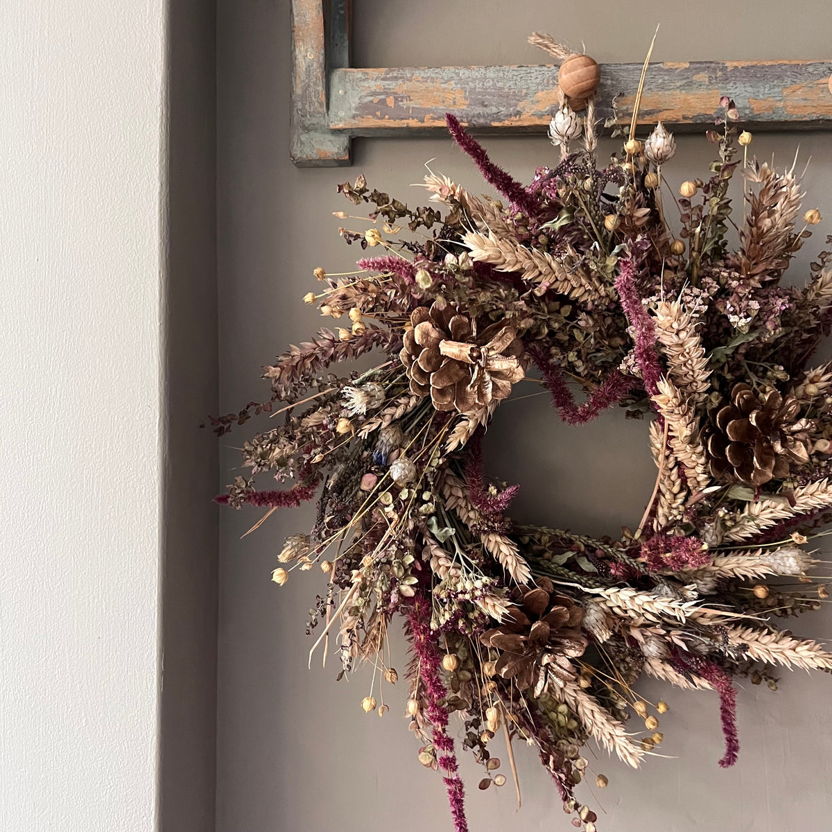 Dried Flower Wreath | Farmhouse Winter Decor | 28cm