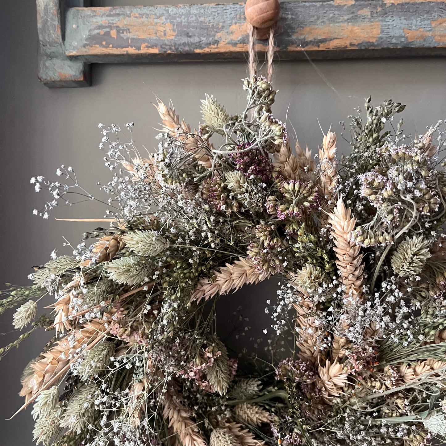 Dried Flower Wreath | Spring Inspired Everlasting Floral Decor, 25cm