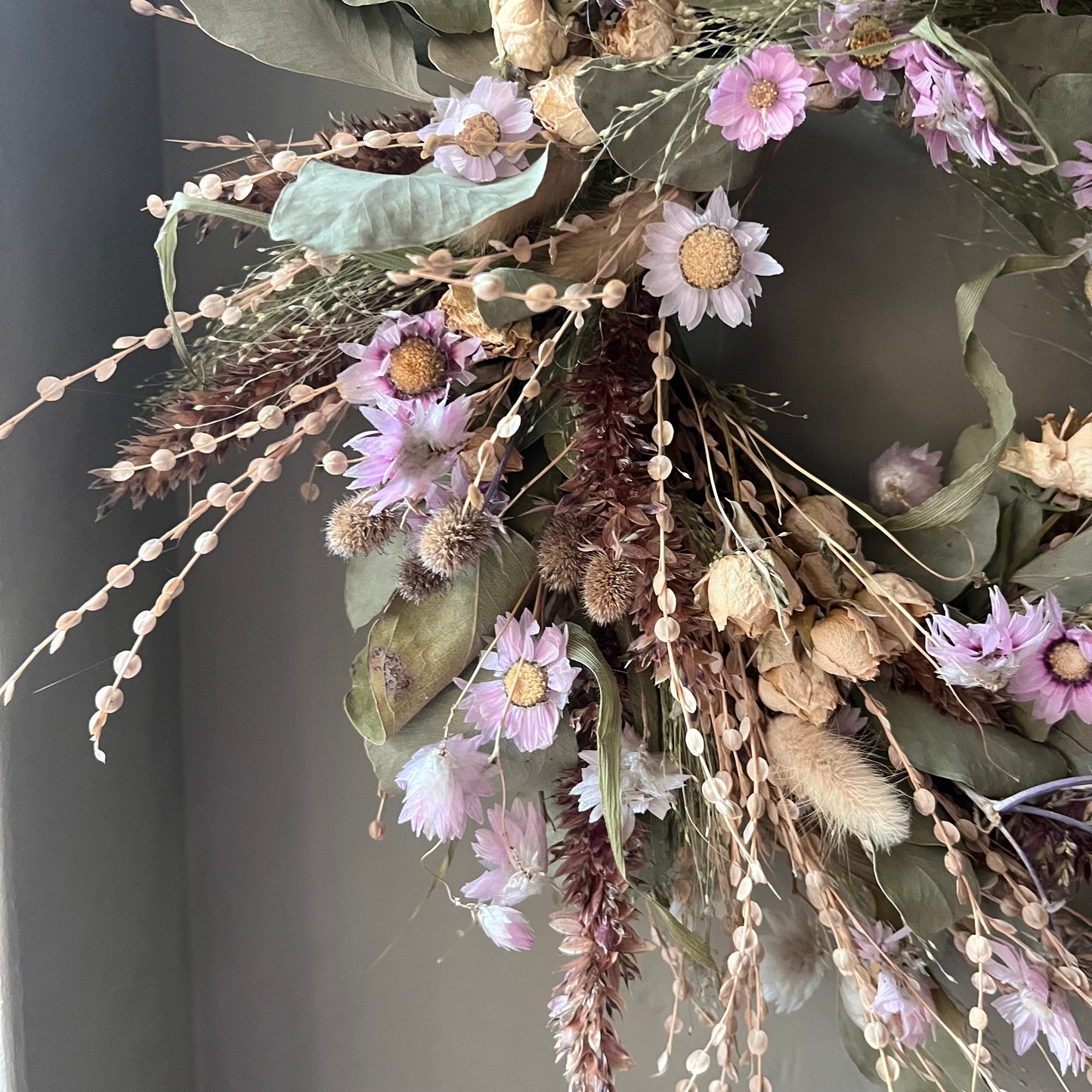 Handcrafted Dried Flower Wreath | Rustic Farmhouse Wall Hanging (25cm)