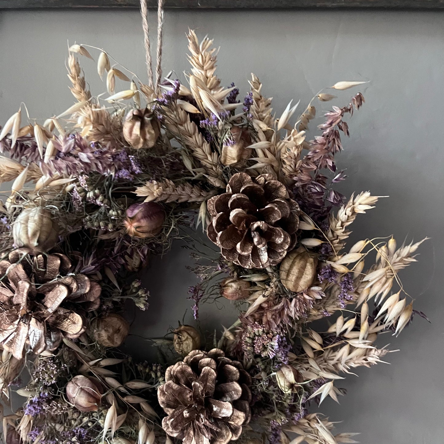 Dried Flower Wreath: Everlasting Floral Home Decor (25cm)