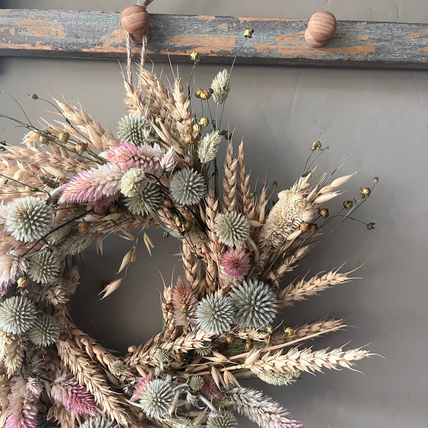 Dried Flower Spring Wreath | Farmhouse Wall Decor (25cm)