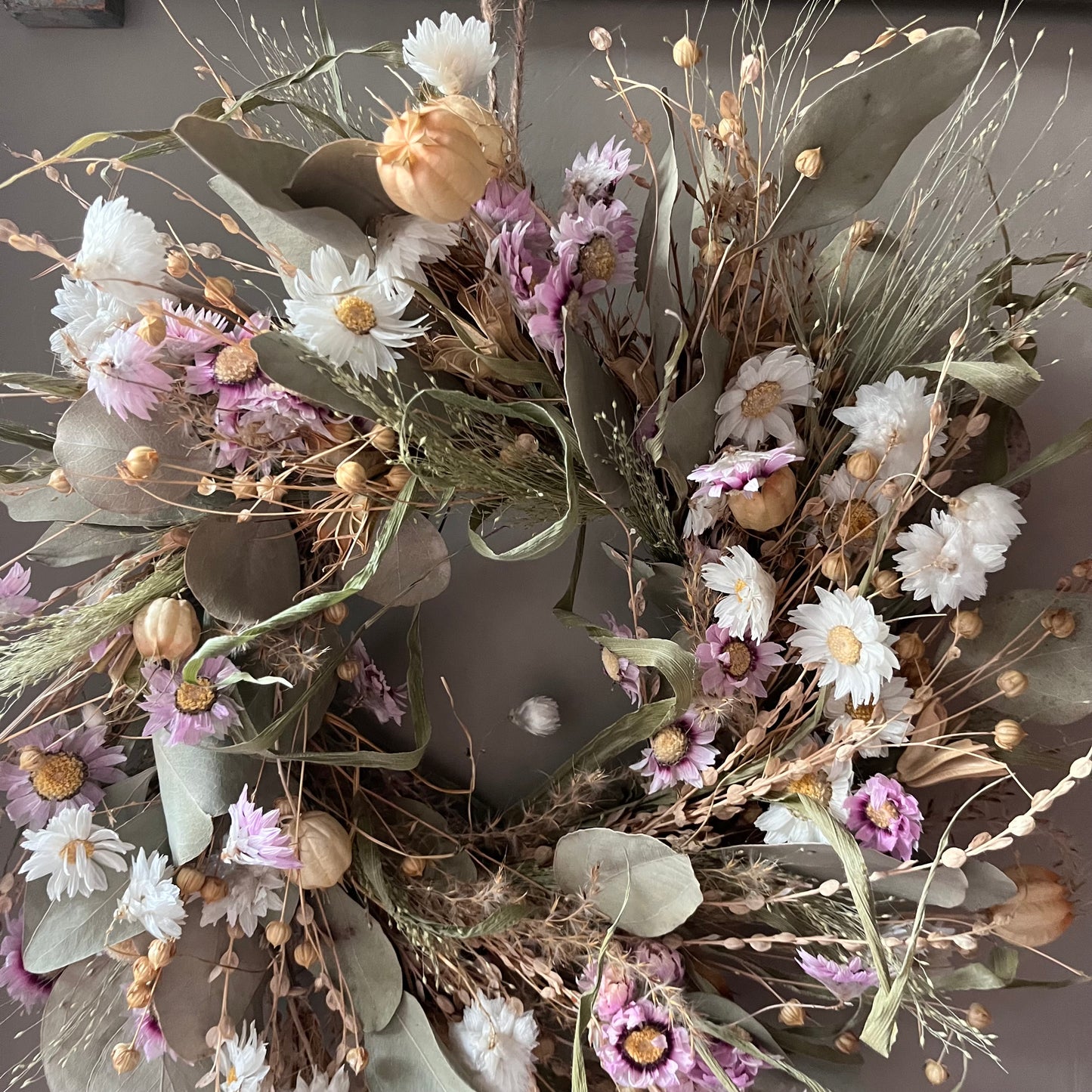 Handcrafted Dried Flower Wreath | Rustic Farmhouse Wall Hanging (25cm)