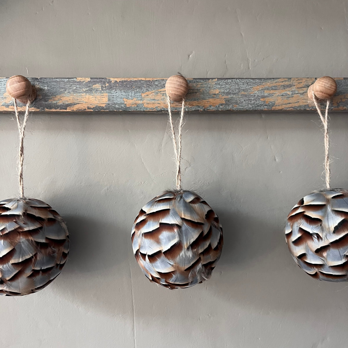 Baubles | Feather baubles | Christmas decorations | Farmhouse Christmas | Tree ornament | Country living | Set of 3