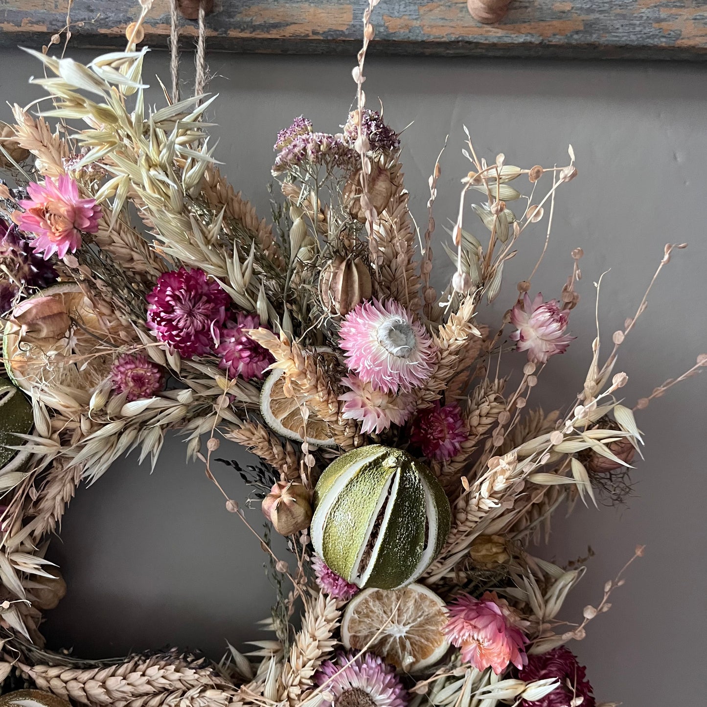 Floral Spring wreath | Dried flowers - 34cm