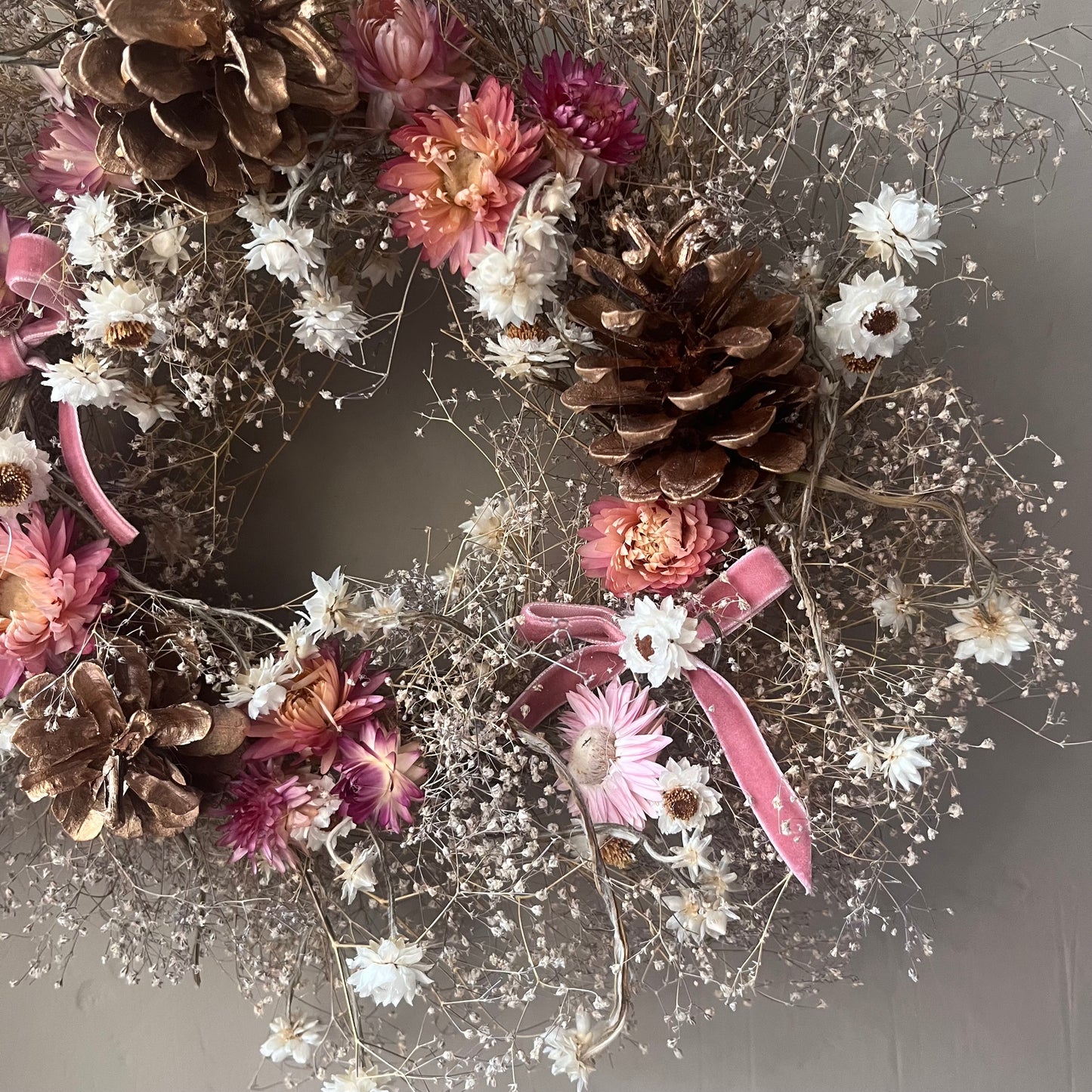 Summer Dried Flower Wreath: Farmhouse Decor (25cm)