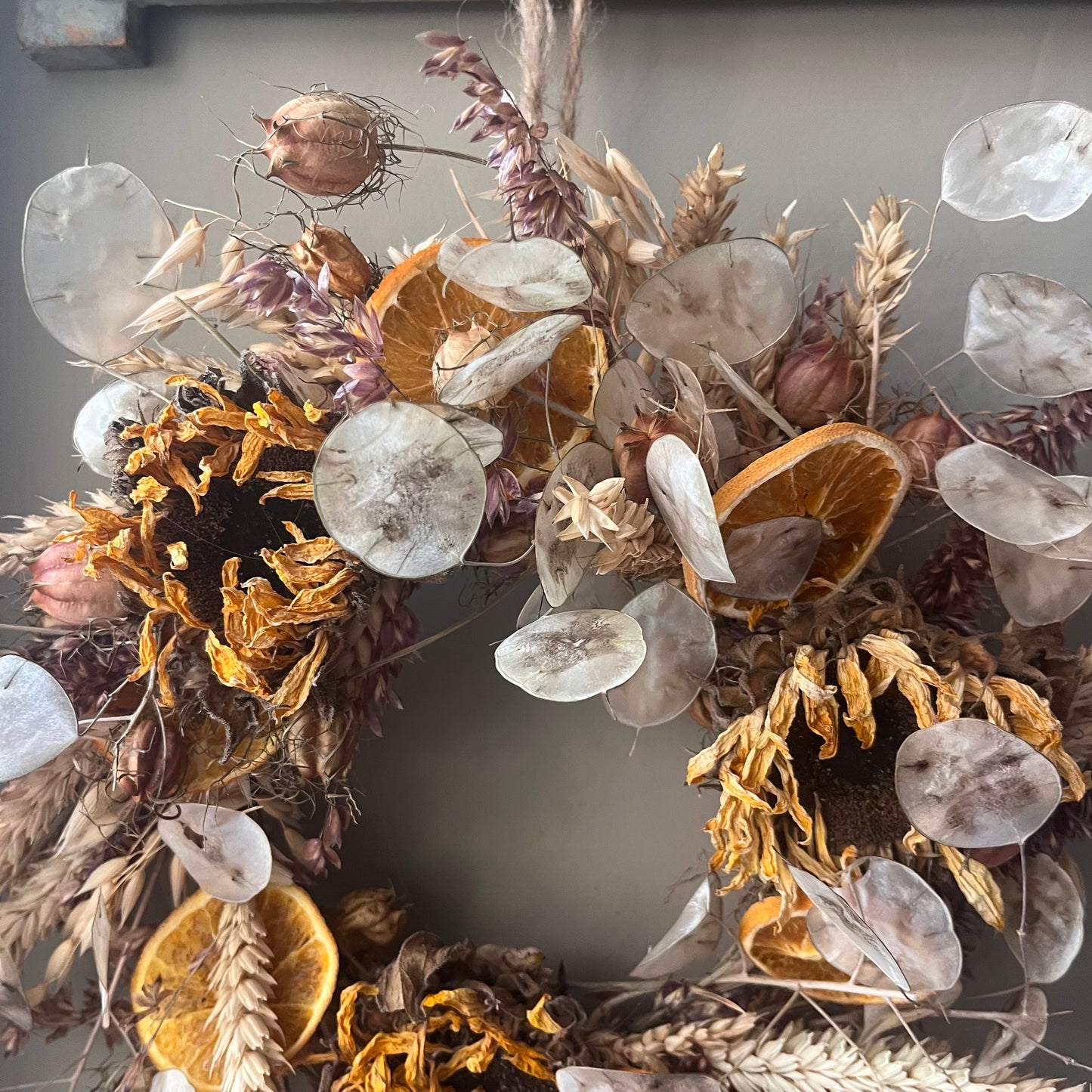 Colorful Dried Flower Wreath | Spring Decor (25x25cm)