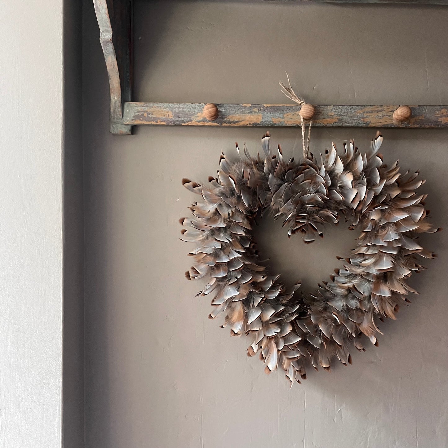 Feather Heart Wreath | Farmhouse Wall Decor | Country living home decor