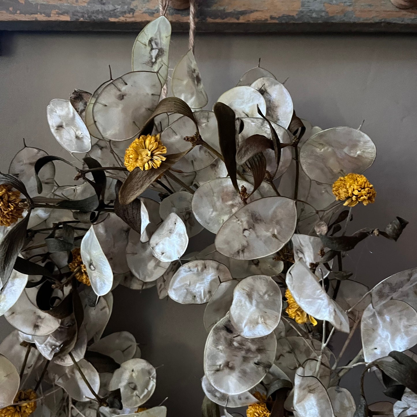 Autumn Dried Flower Wreath: Farmhouse Decor (25cm)