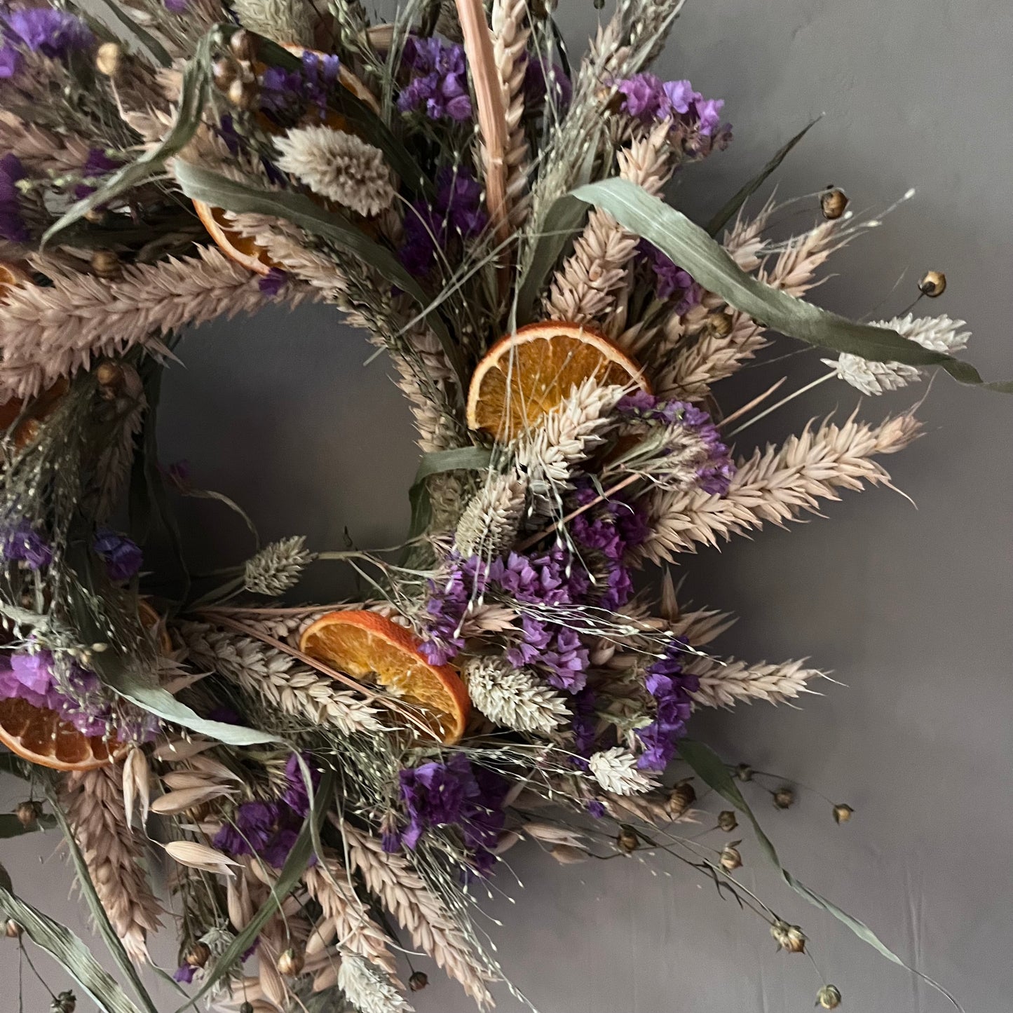 Handcrafted Dried Flower Wreath | Farmhouse Spring Wall Hanging (25cm)