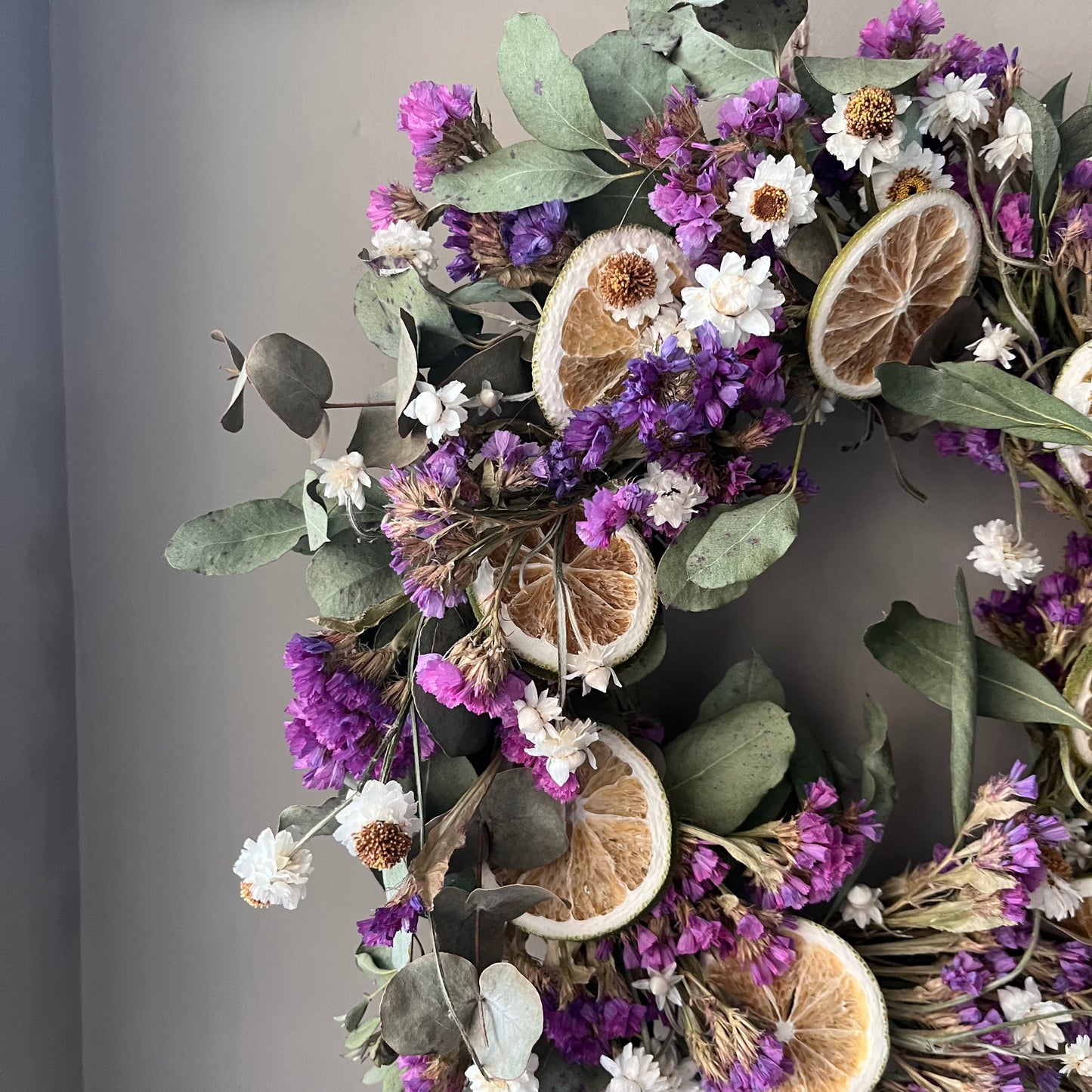 Spring flower wreath | Dried flowers | Farmhouse home | 25cm