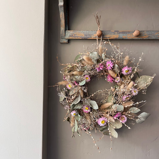 Spring flower wreath | Dried flowers | Farmhouse home | 25cm