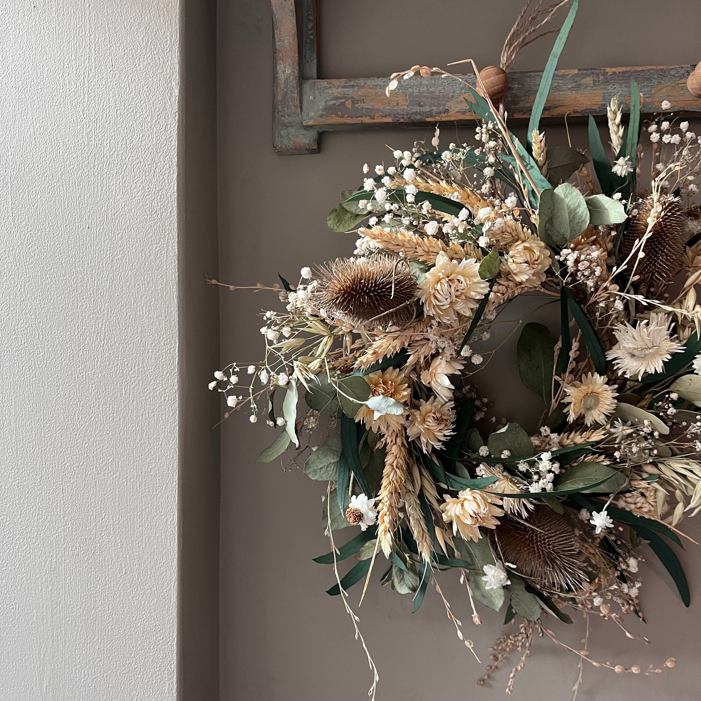 Spring flower wreath | Dried flowers | Farmhouse home | 25cm