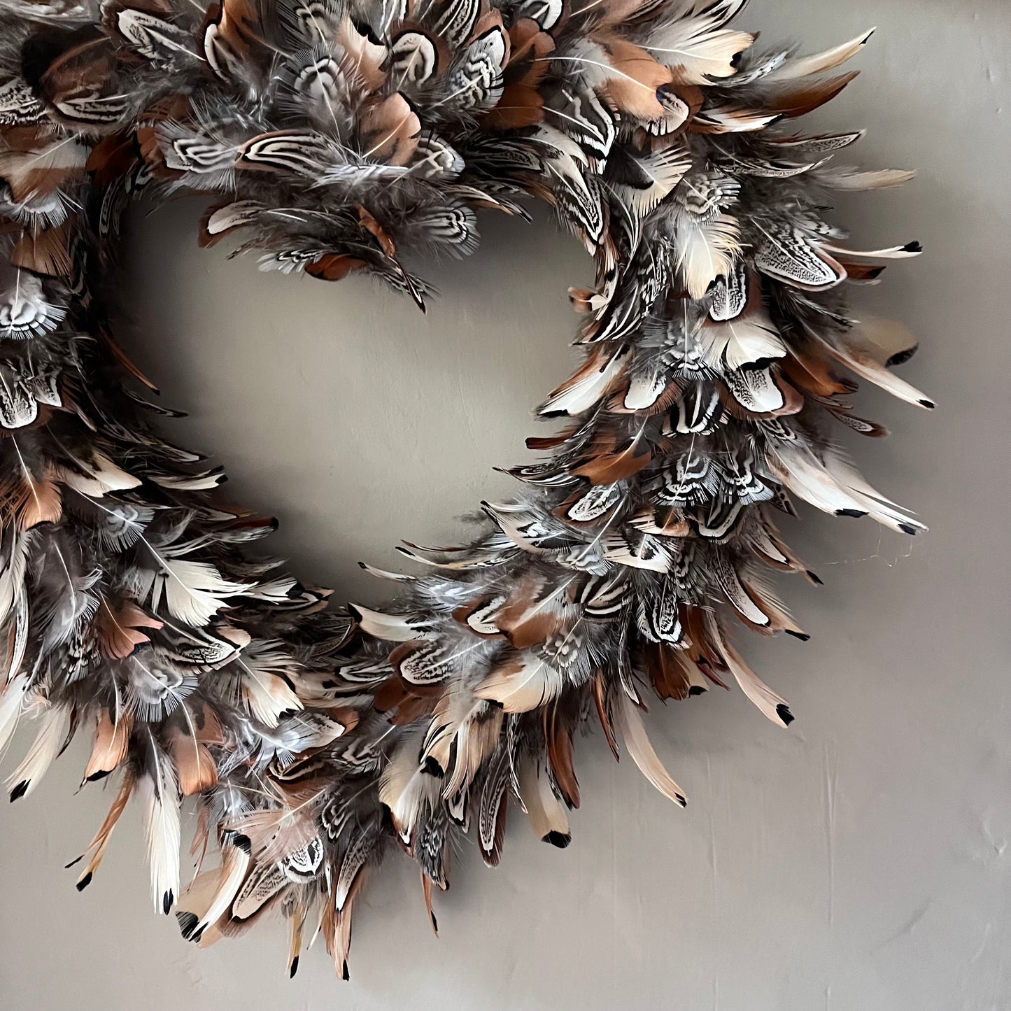 Feather Heart Wreath | Farmhouse Wall Decor | Country living home decor