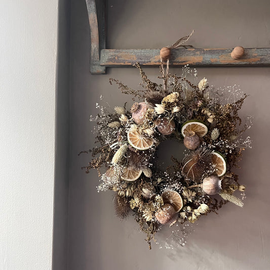 Dried Flower Wreath: Farmhouse Style Everlasting Floral Display (22cm)