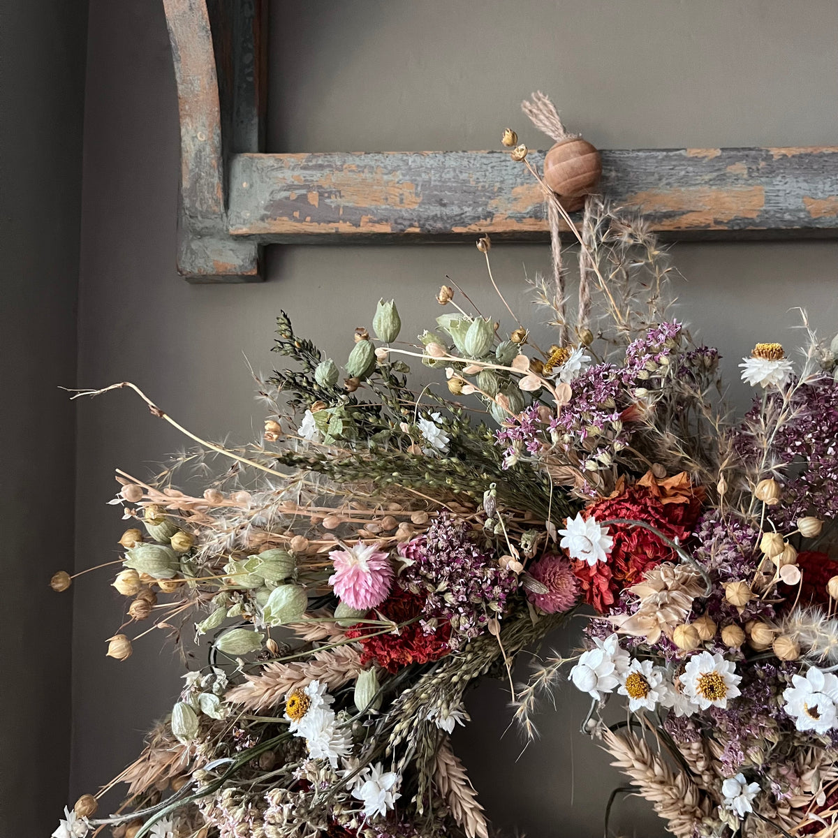 Autumn Cottage Dried Flower Wreath: 28cm