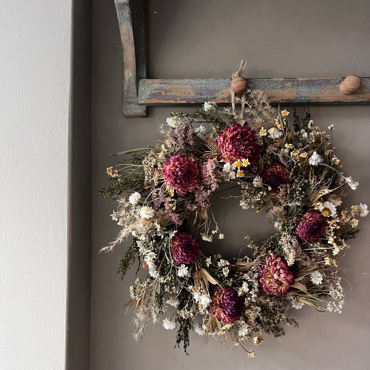 Winter Dried Flower Wreath: Winter door decor | 28cm