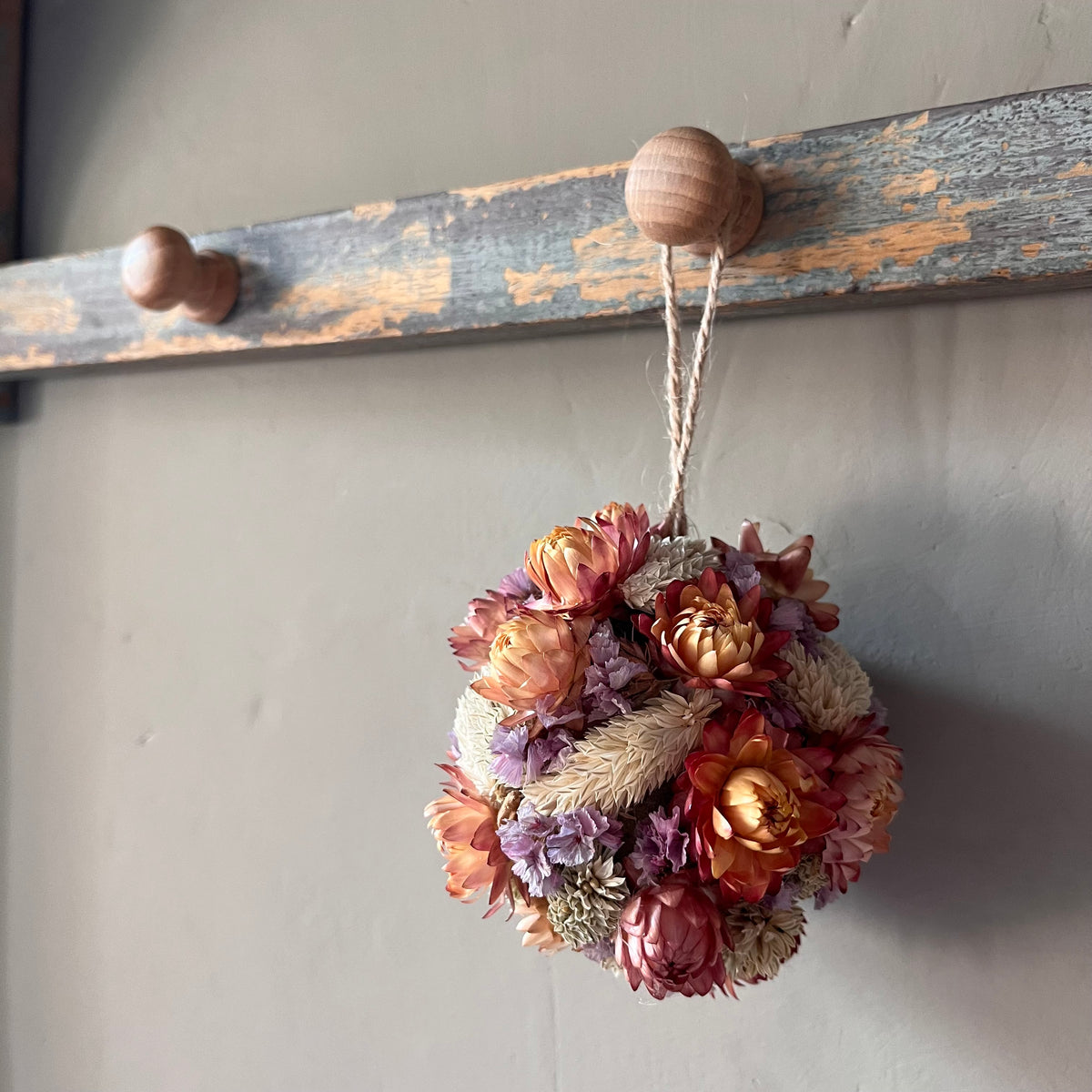 Sunset Dried flower bauble