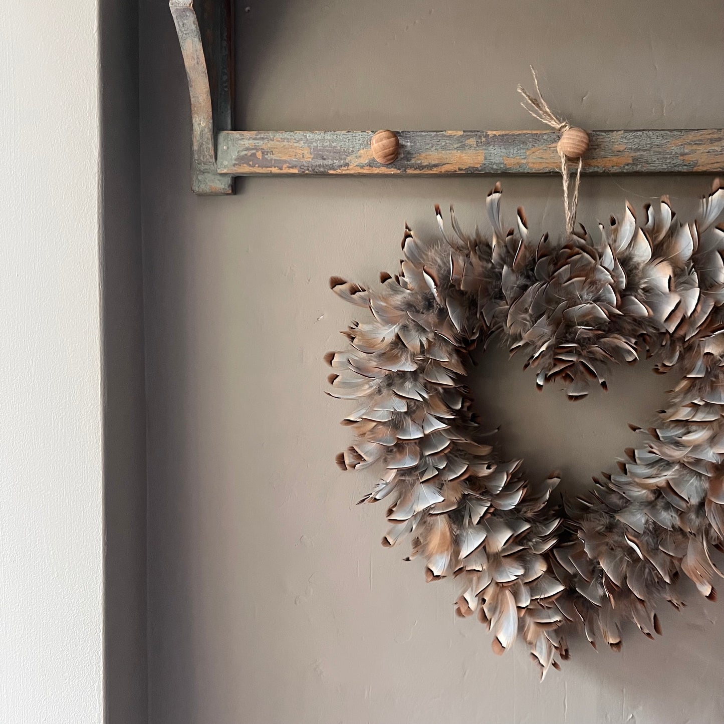 Feather Heart Wreath | Farmhouse Wall Decor | Country living home decor
