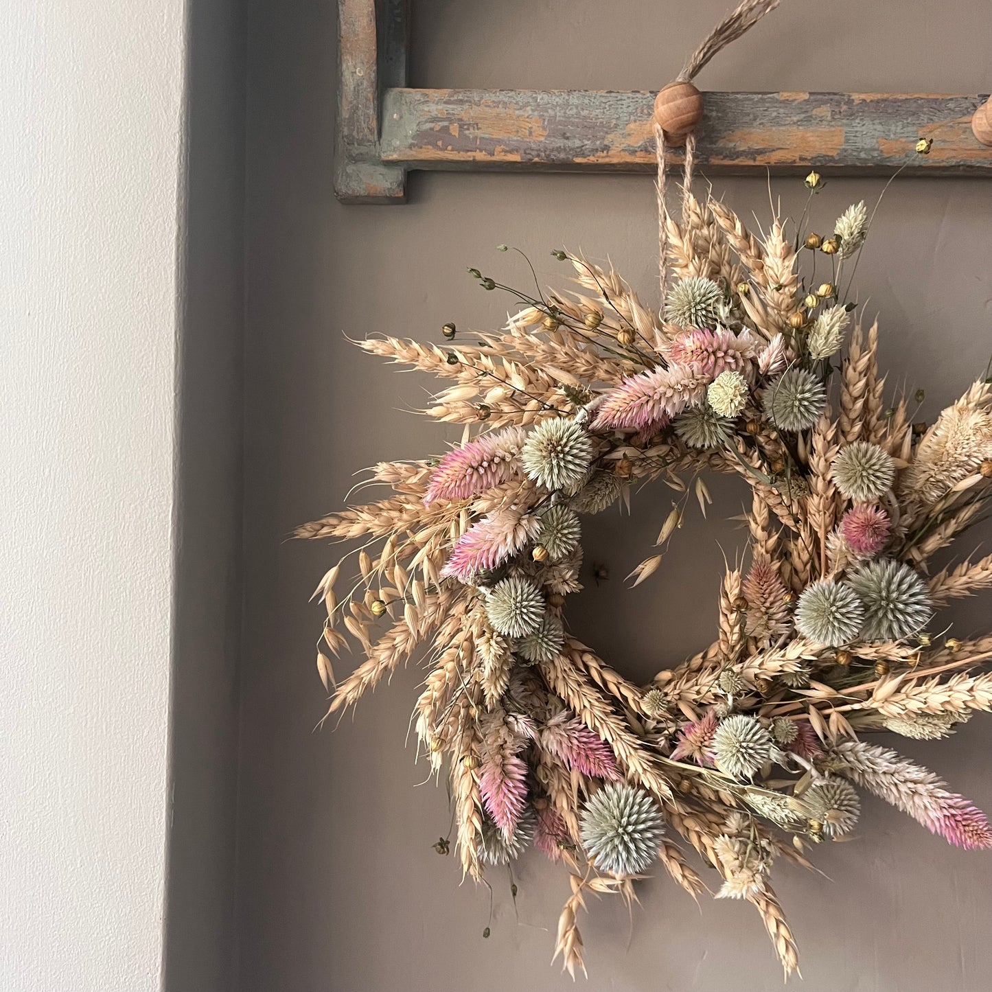Dried Flower Spring Wreath | Farmhouse Wall Decor (25cm)