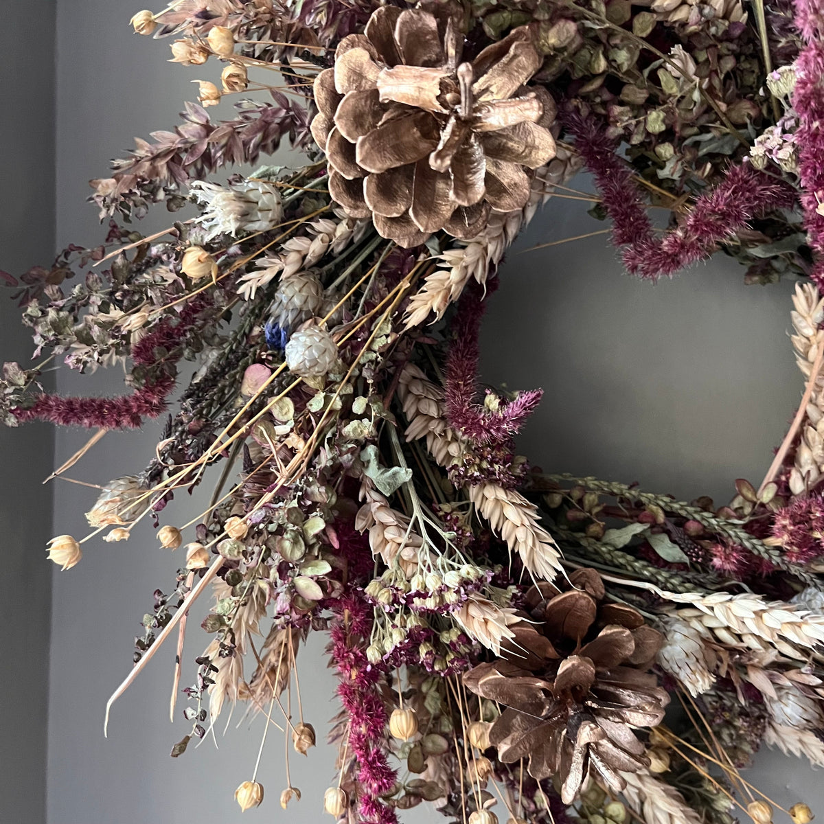 Dried Flower Wreath | Farmhouse Winter Decor | 28cm