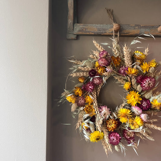 Colorful Dried Flower Wreath | Spring Decor (25x25cm)