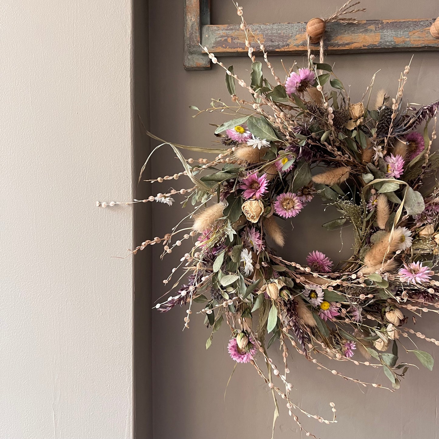 Handcrafted Dried Flower Wreath | Rustic Farmhouse Wall Hanging (25cm)