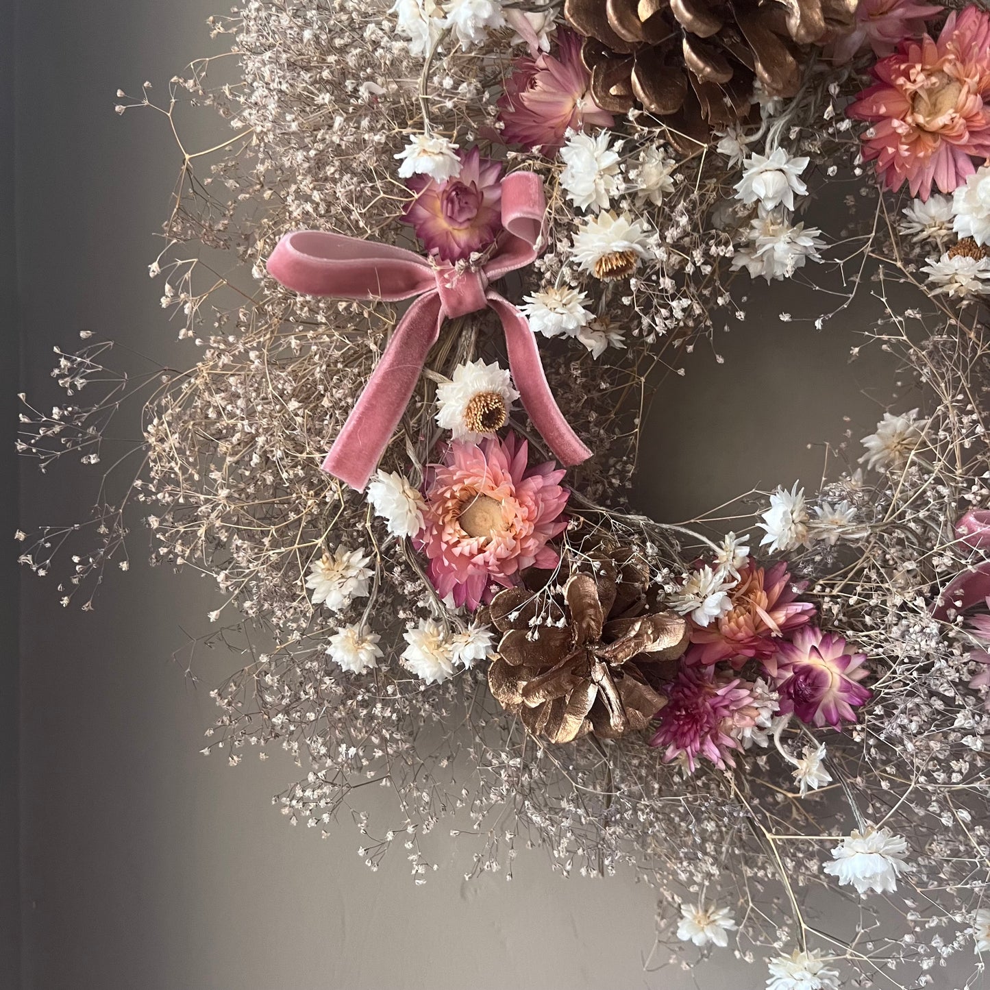 Summer Dried Flower Wreath: Farmhouse Decor (25cm)