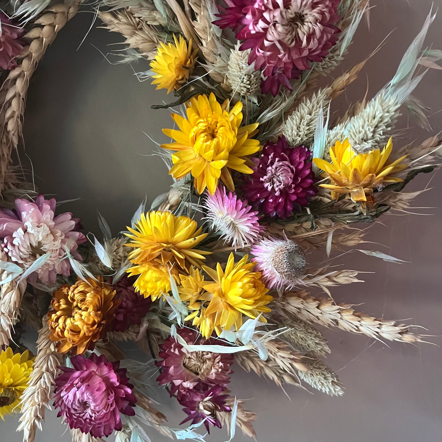 Colorful Dried Flower Wreath | Spring Decor (25x25cm)