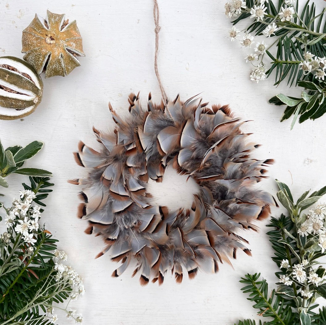 Baubles | Feather baubles | Christmas decorations | Farmhouse Christmas decor | Tree ornament | Country side Christmas | Natural Christmas