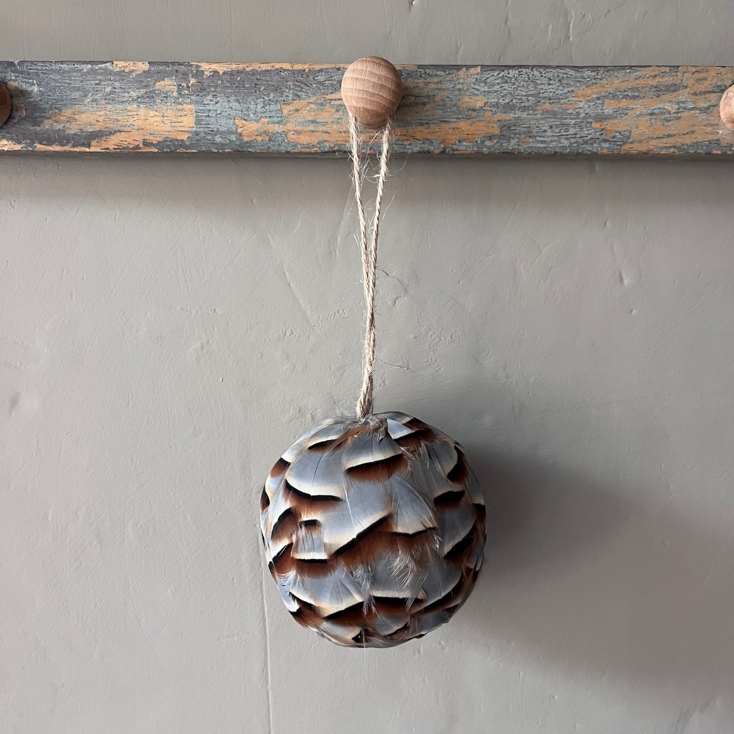 Baubles | Feather baubles | Christmas decorations | Farmhouse Christmas | Tree ornament | Country living | Set of 3