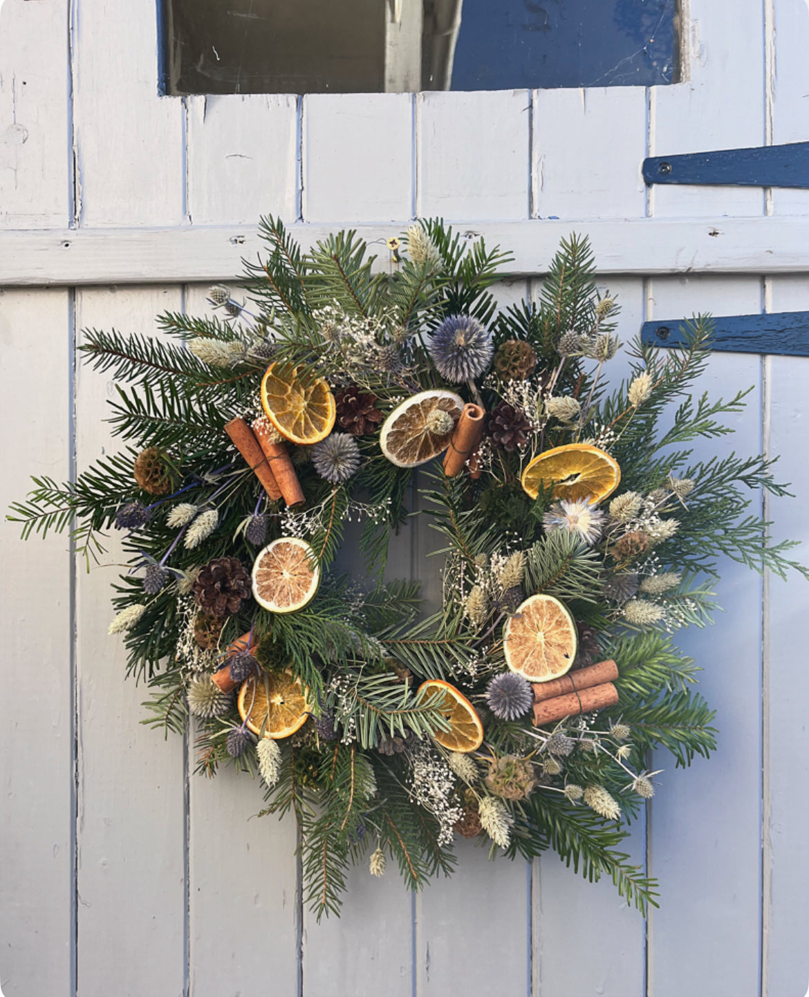 Christmas Wreath Pre-order: Dispatch between 9th December & 11th December