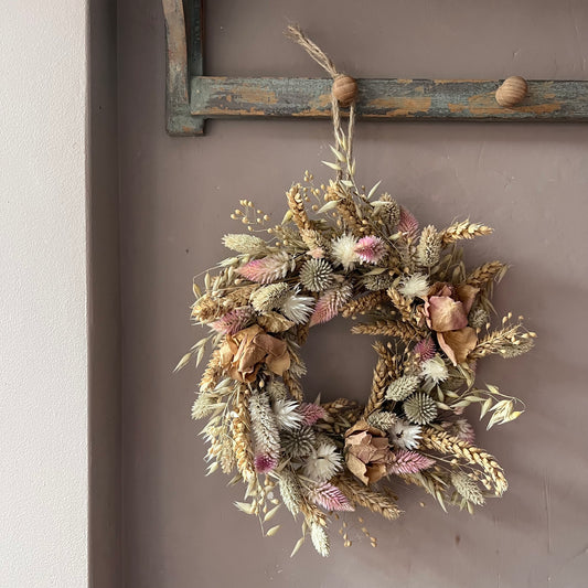 Everlasting flower | Spring inspired decor | Spring dried flowers | Small Dried Flower Wreath | Everlastings | Easter Home Decor | 25cm