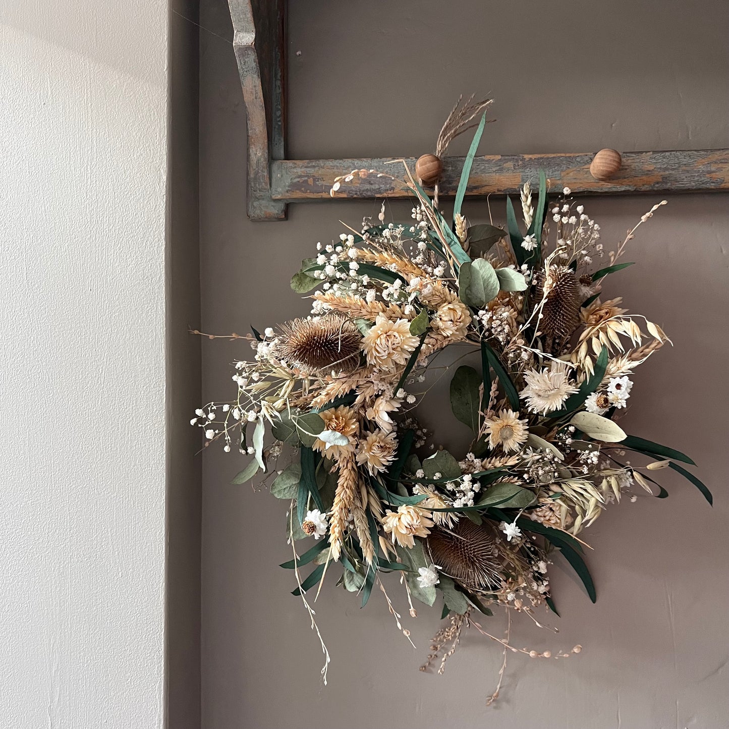 Spring flower wreath | Dried flowers | Farmhouse home | 25cm