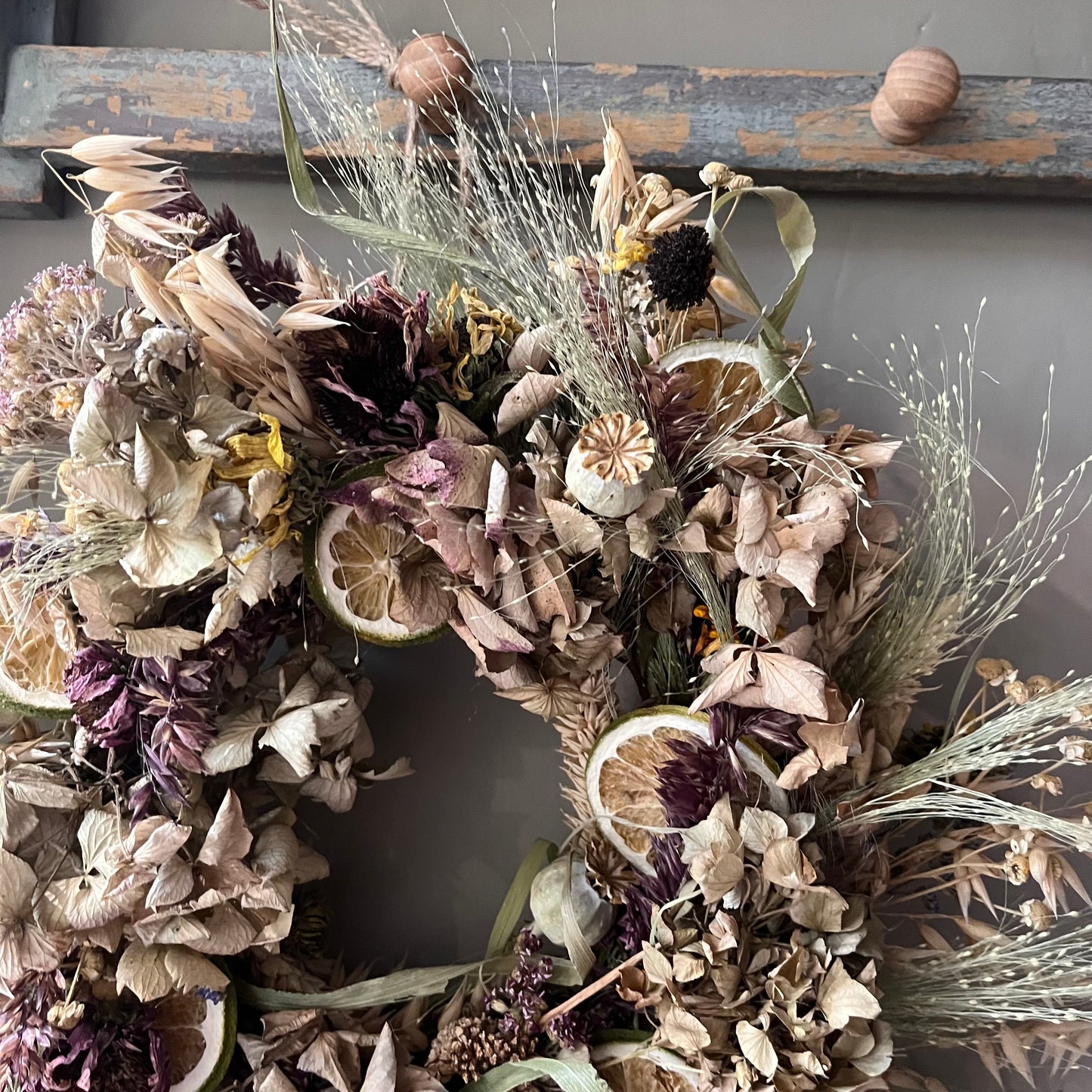 Dried Flower Wreath: Spring Everlasting Floral Decor (25cm)