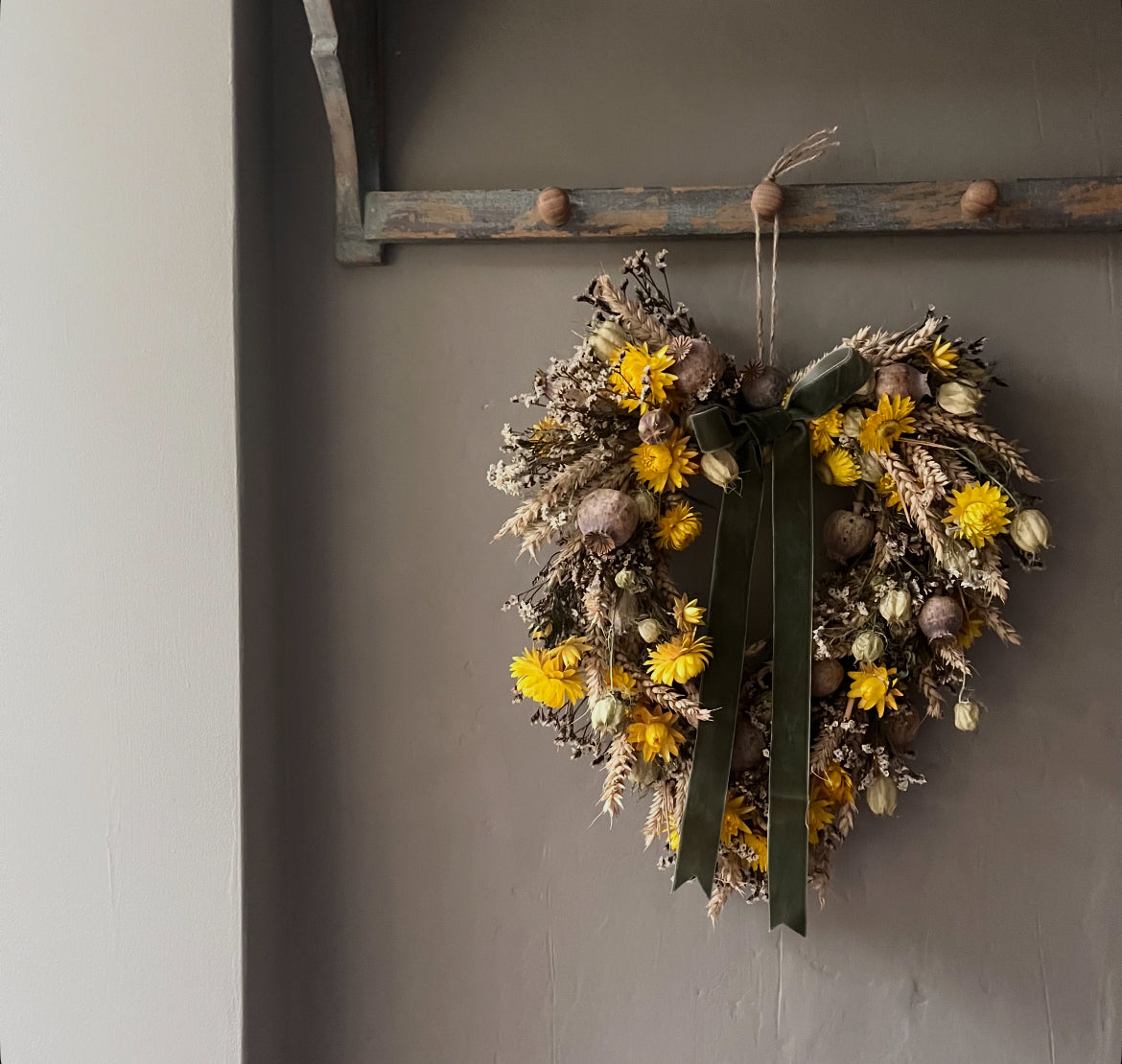Dried Flower Valentines Wreath | Spring Decor | Heart shaped wreath