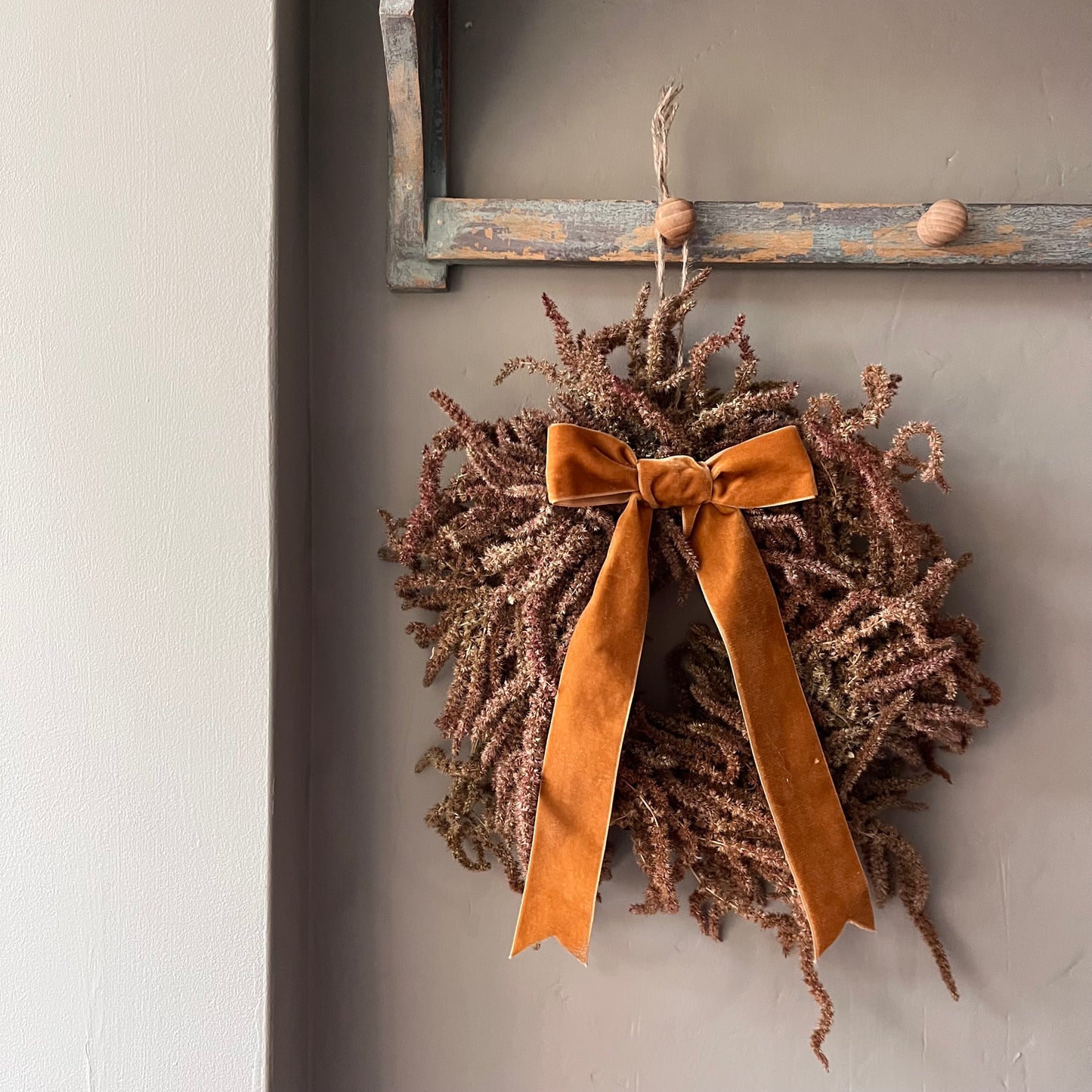 Spring flower wreath | Dried flowers | Farmhouse home | 25cm
