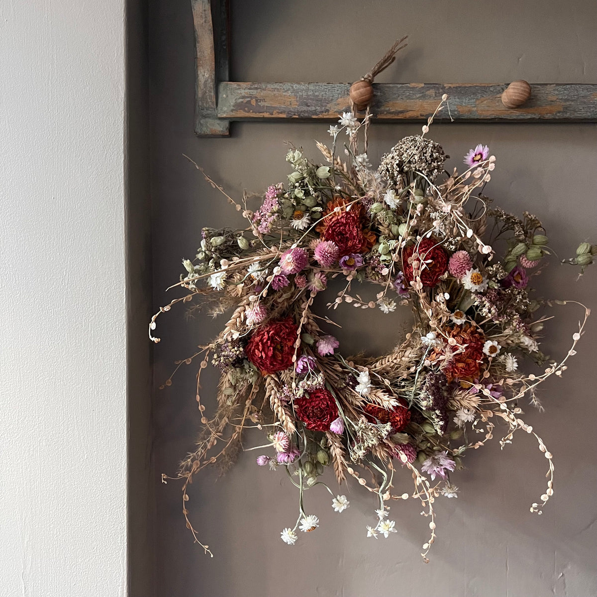 Autumn Cottage Dried Flower Wreath: 28cm