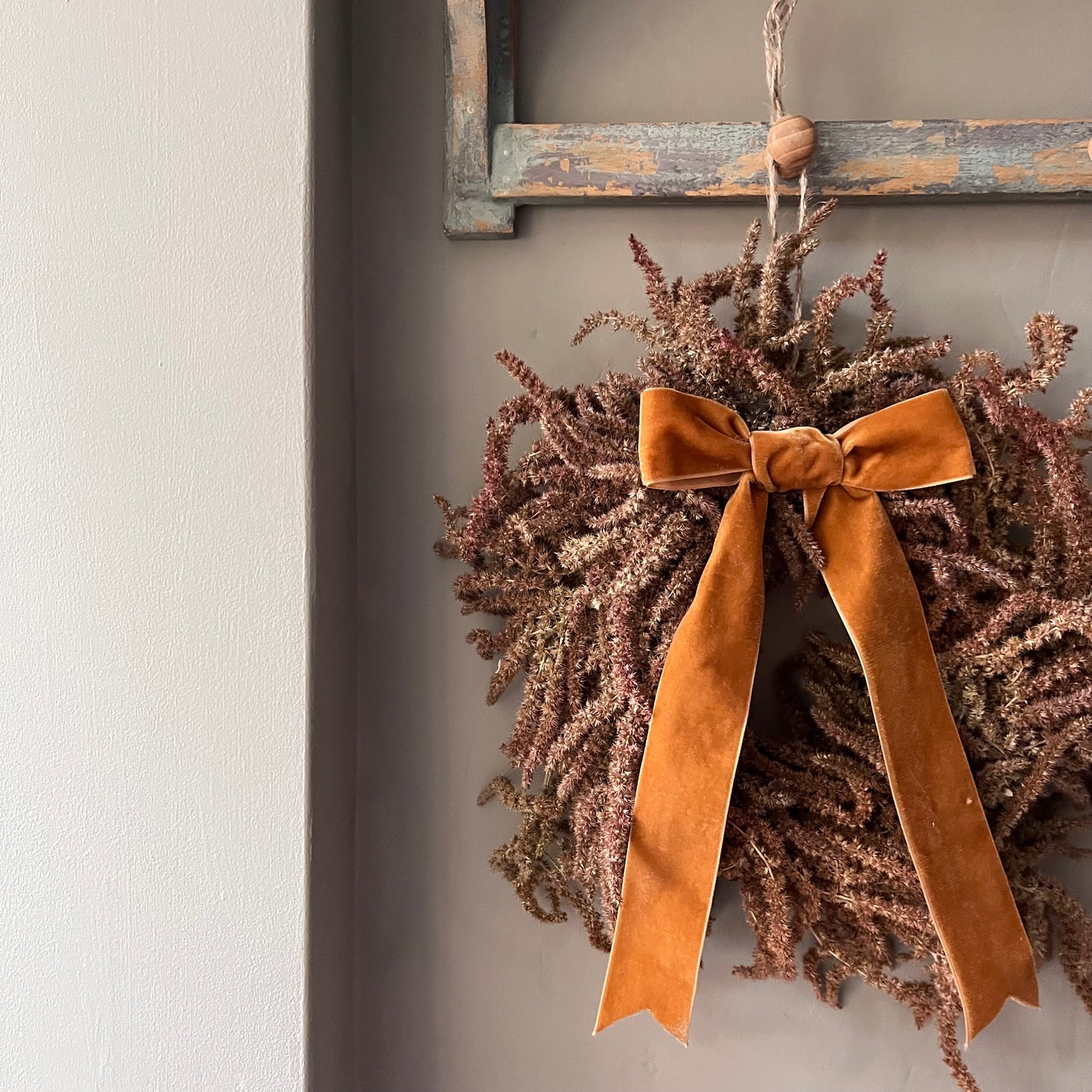 Spring flower wreath | Dried flowers | Farmhouse home | 25cm